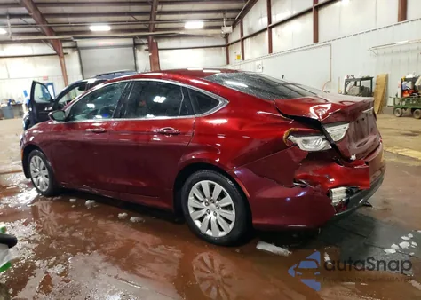 2016 Chrysler 200 Lx z USA, uszkodzony, nr VIN 1C3CCCFB3GN108189